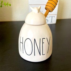 New Rae Dunn honey jar